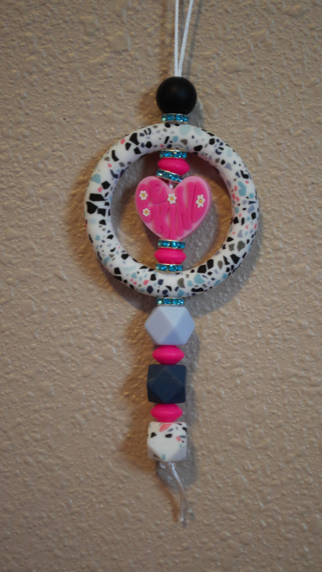 Pink & Blue 'Be Kind' Carcharms
