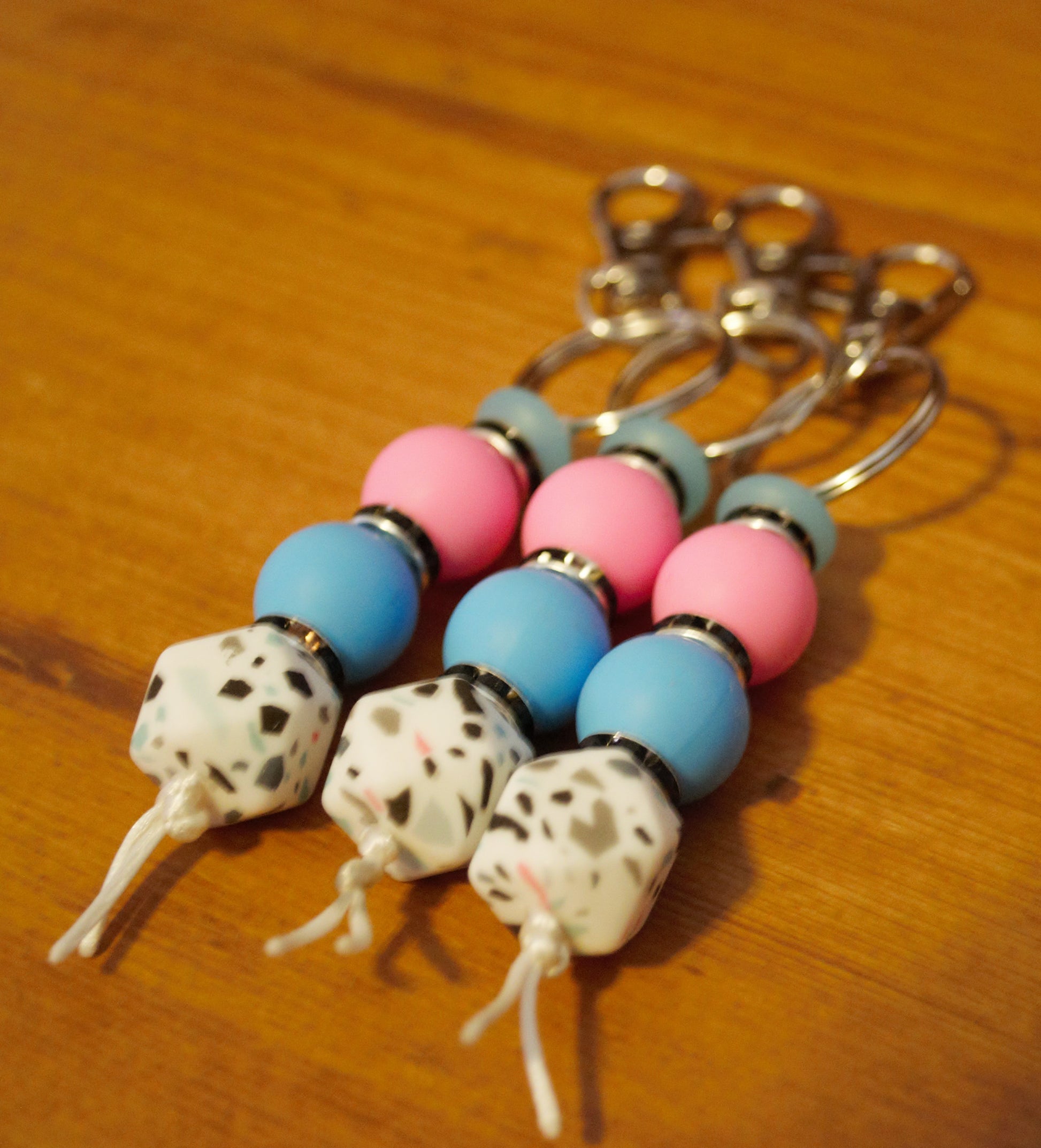 Pink & Blue Scattered Zipper/Fan Pulls