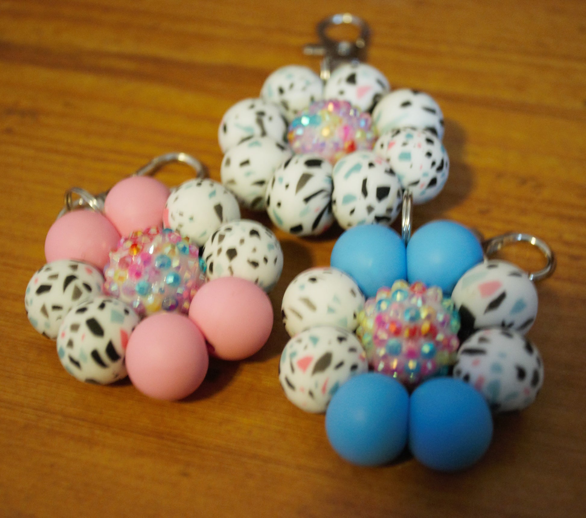 Pink & Blue Scattered Daisy Keychains